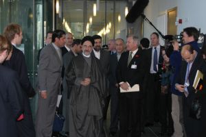 با اندیشمندان و اهل فرهنگ و هنر: عکس شماره 12 / 12